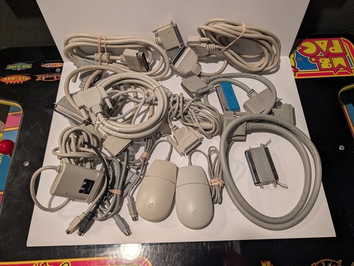 Large lot vintage apple - large,